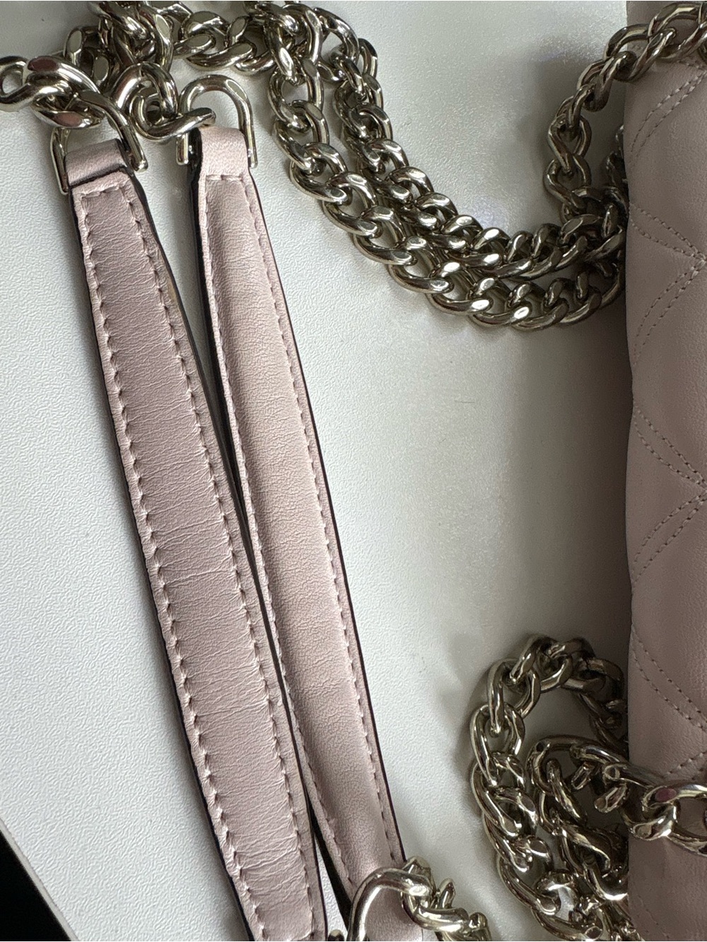 kate spade Quilted White Shoulder Bag with Gold Chain Strap - Picture 6 of 9